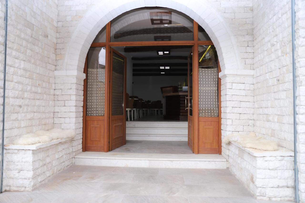 Hanna'S Hostel Берат Екстер'єр фото