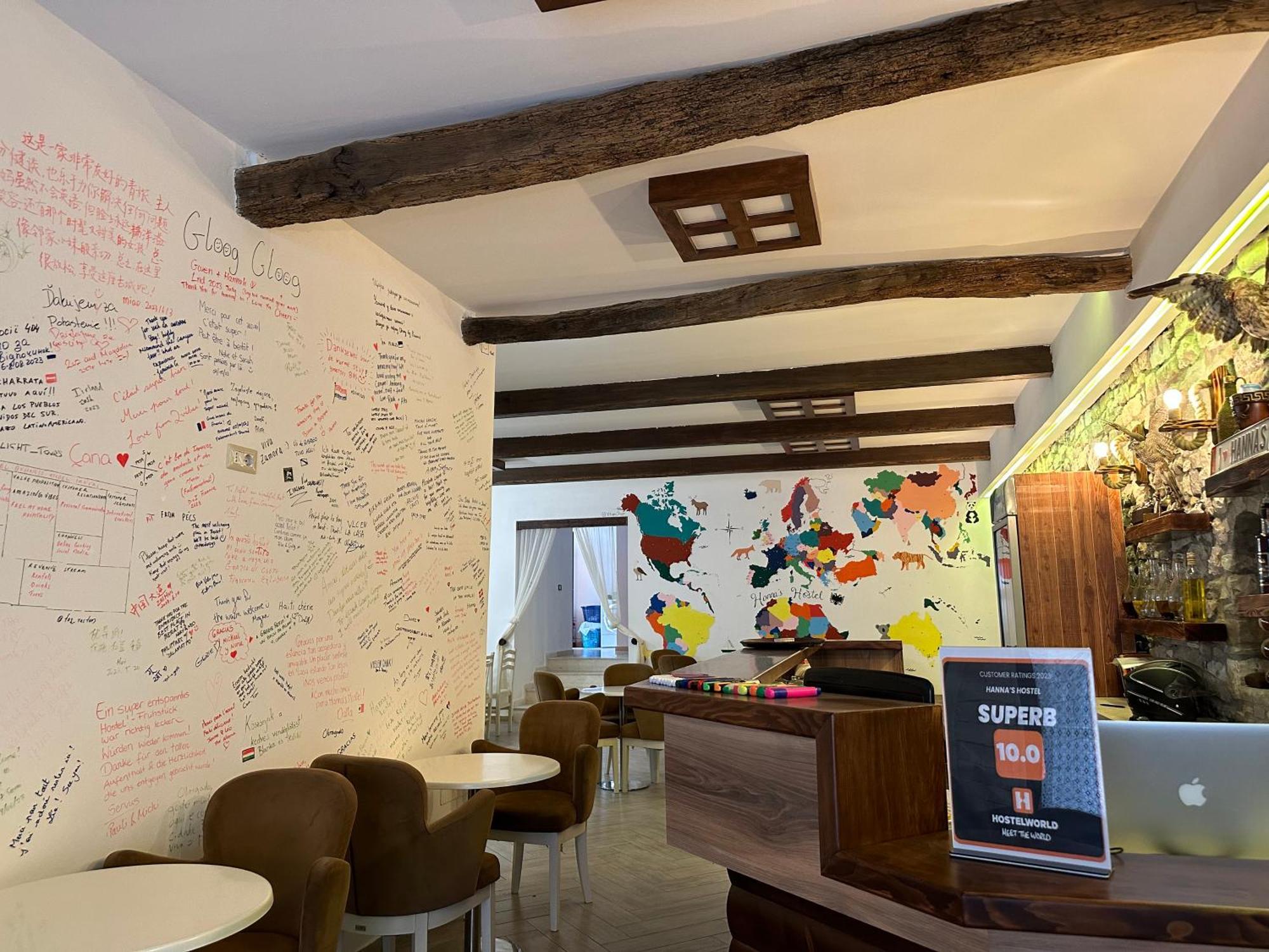 Hanna'S Hostel Берат Екстер'єр фото